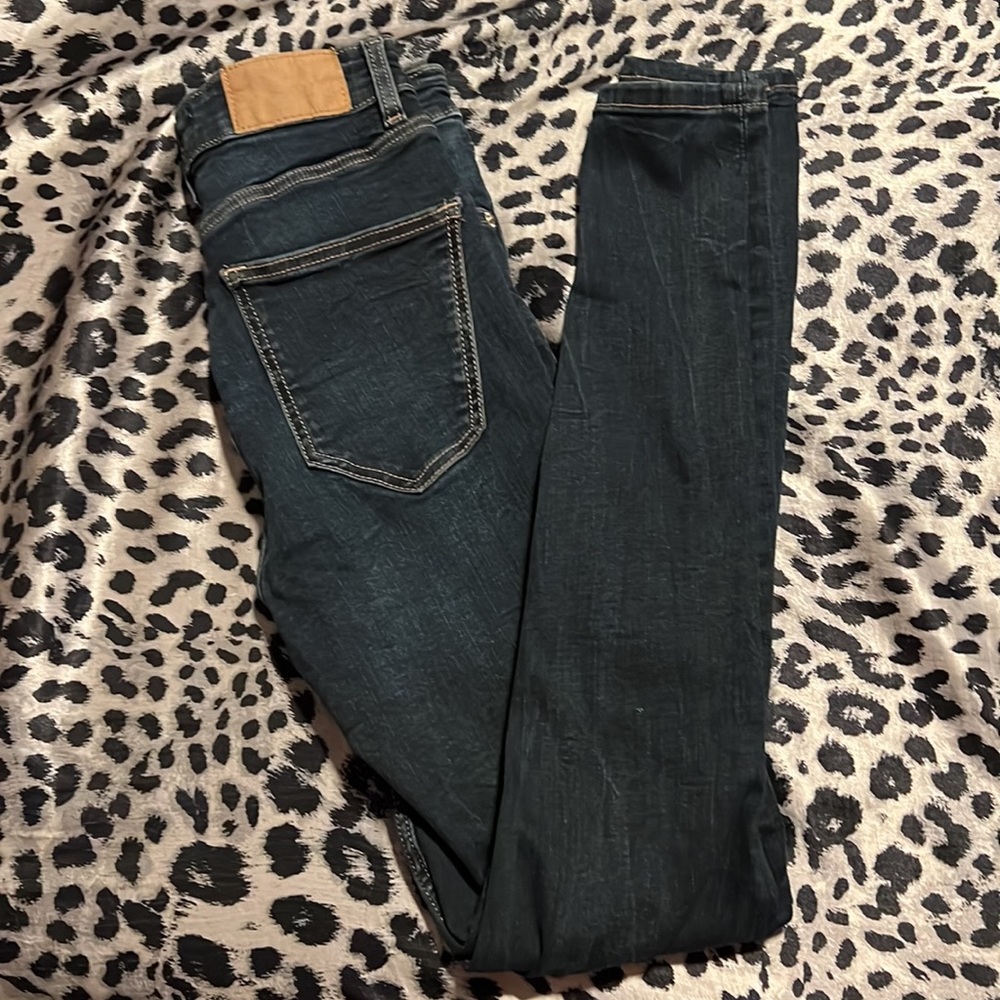 Zara size 2 dark denim jeans with stretch